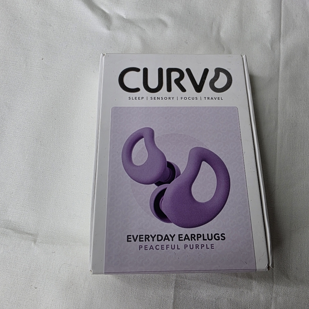 Curvd Everyday Earplugs with Case. 2 Sets For The Price Of 1. - Picture 4 of 6